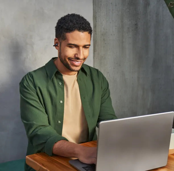 Open Ear Kopfhörer fürs Büro