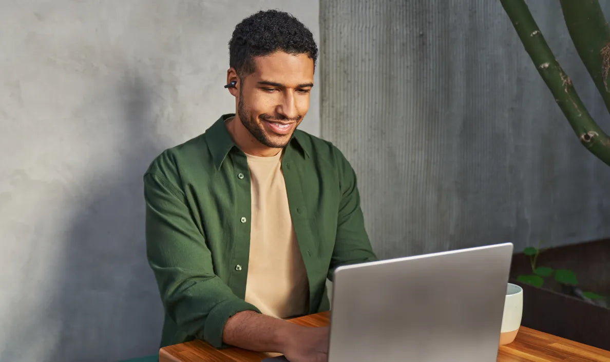 Open Ear Kopfhörer fürs Büro