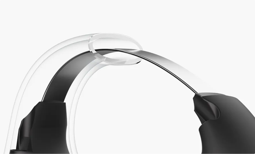 Neu gestaltete Ohrclips sorgen für stabilen Sitz. Leicht, ausgewogen, stundenlang bequem ohne Ermüdung.